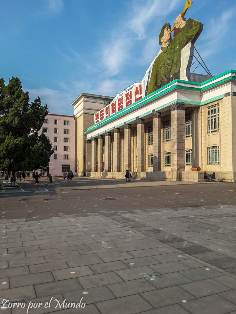 Plaza Pyongyang