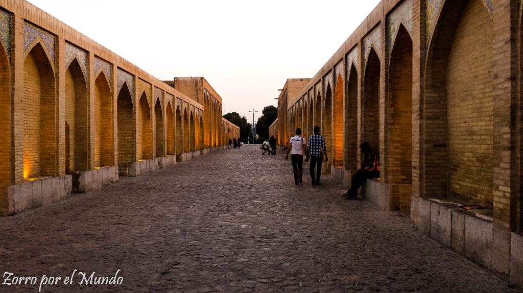 Puente Si-oh-seh Pol Isfahan
