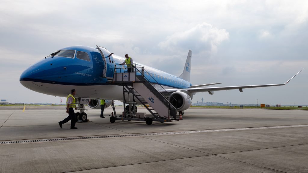 This image has an empty alt attribute; its file name is KLM-1024x576.jpg