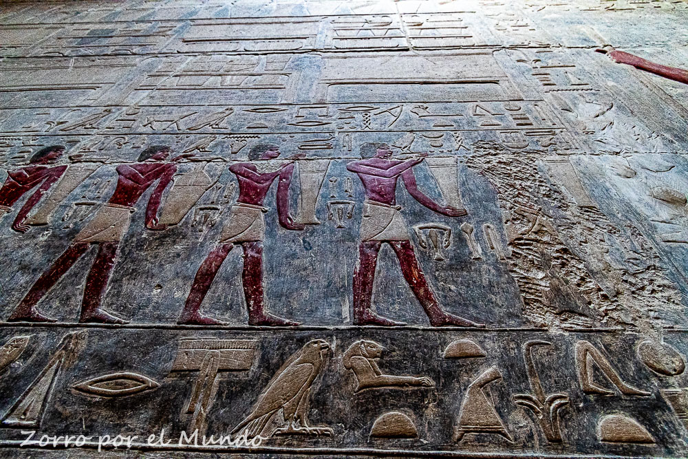 Visitar Saqqara debería ser una de las paradas obligadas en El Cairo. 